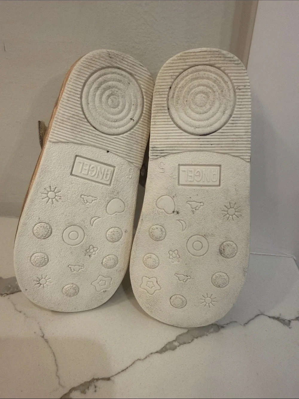 Angel Baby Hanna Floral Sandals in Champagne Size 5